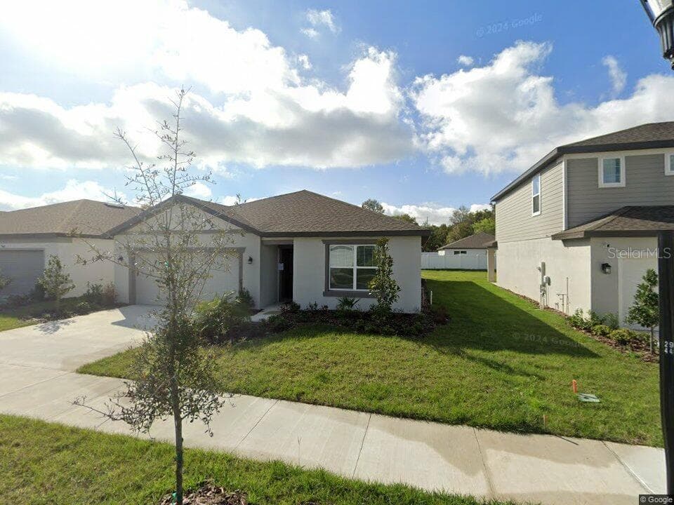 9643 SUMMERS CAY CIRCLE