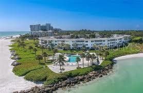 100 SANDS POINT ROAD
