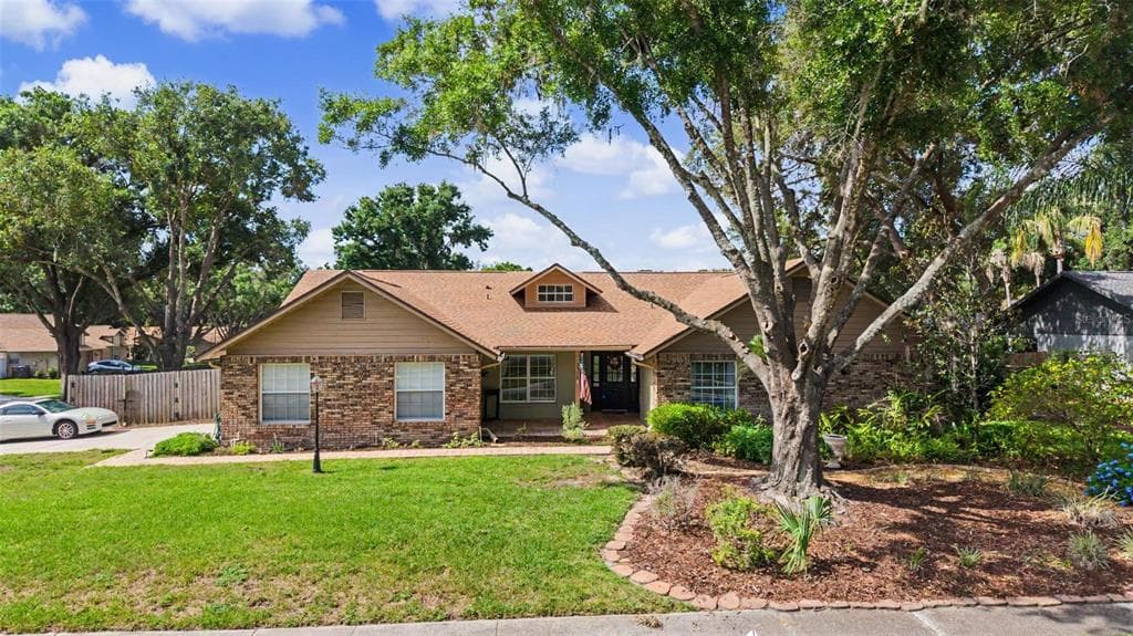 3916 BROOMSEDGE LANE