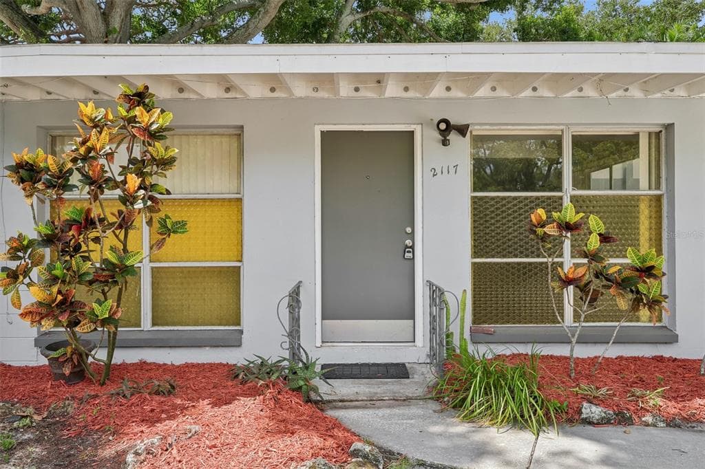 2117 BARCELONA DRIVE