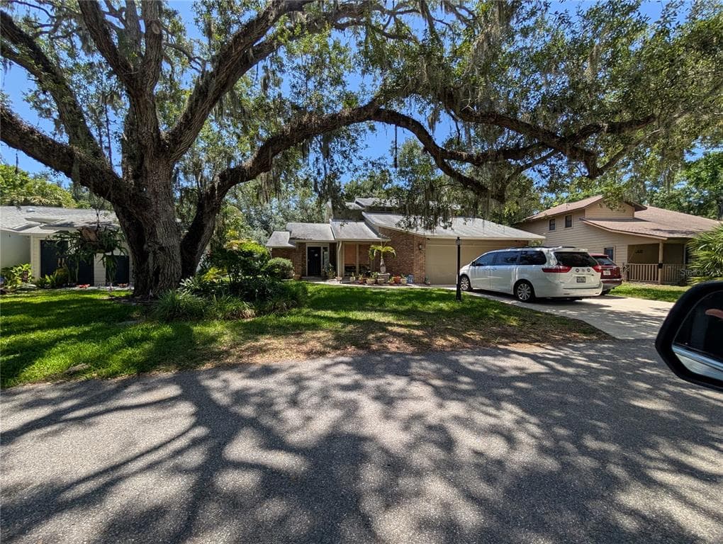 1063 GREYSTONE LANE