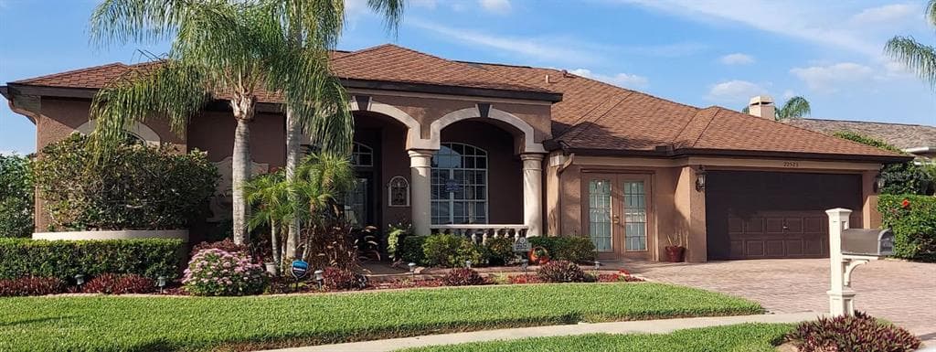 22523 WILLOW LAKES DRIVE