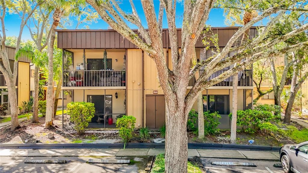 11805 RAINTREE LAKE LN