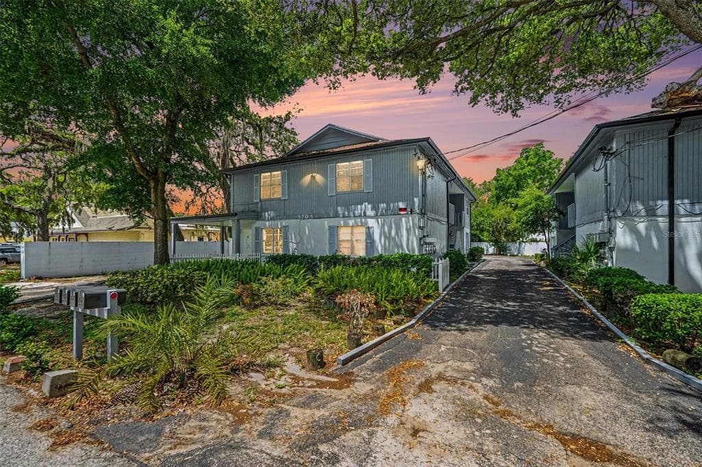 9208 CONNECHUSETT ROAD
