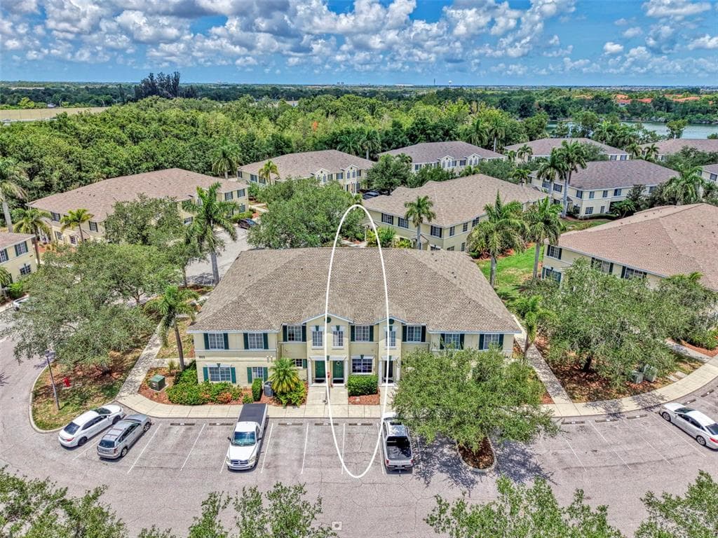 305 CAPE HARBOUR LOOP