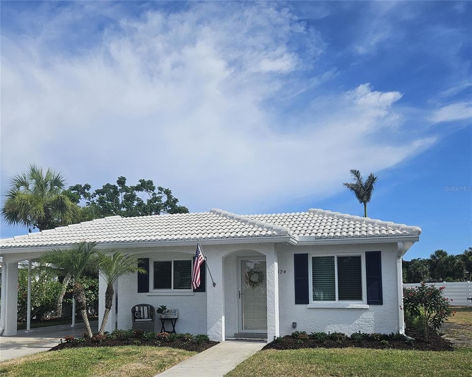 524 SPANISH DRIVE