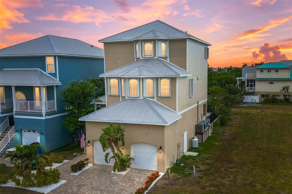 1340 APOLLO BEACH BOULEVARD