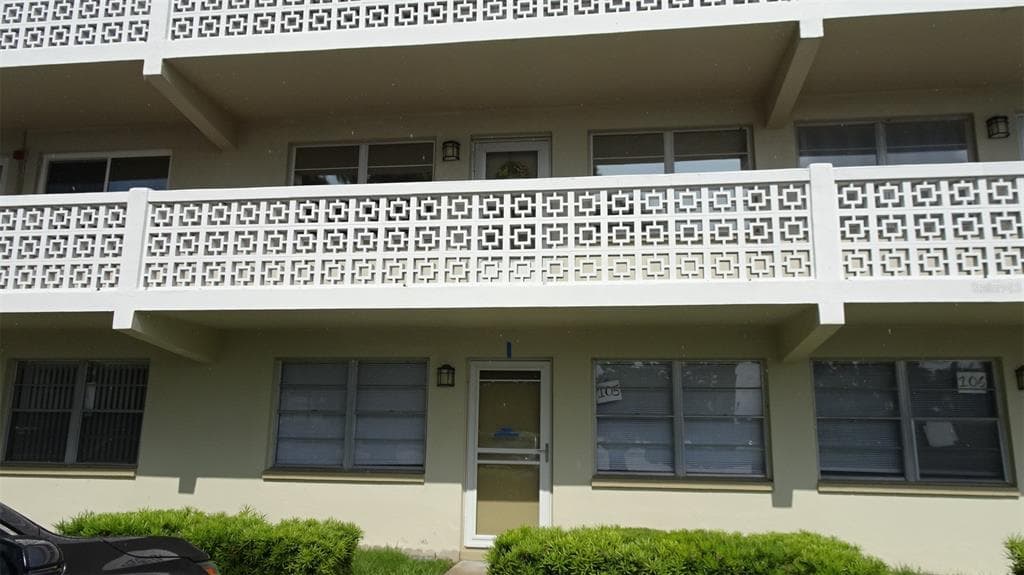 8100 DR MARTIN LUTHER KING JR STREET