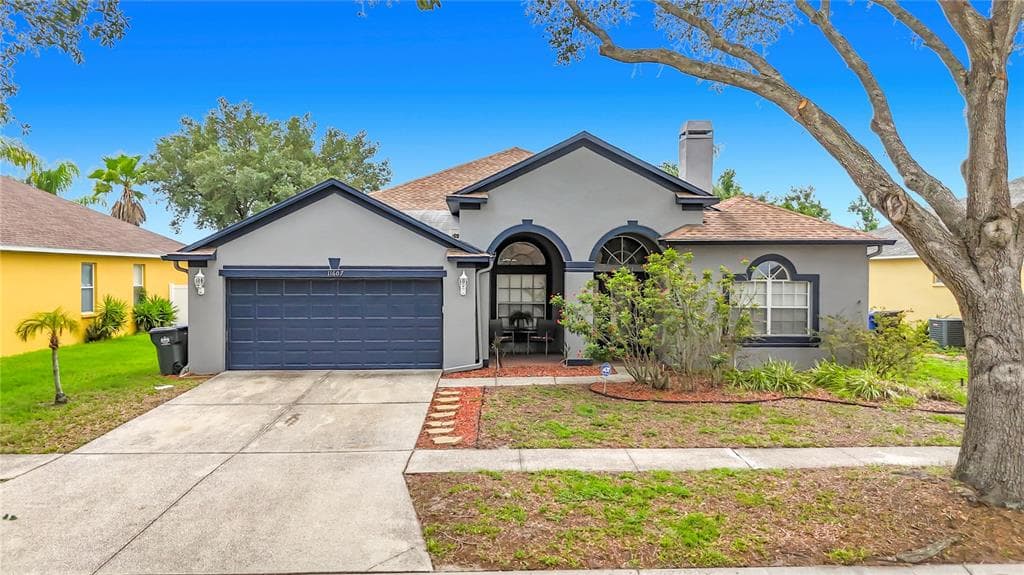 11607 GROVE ARCADE DRIVE