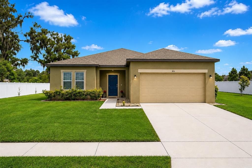 806 HIGHGATE OAKS PLACE