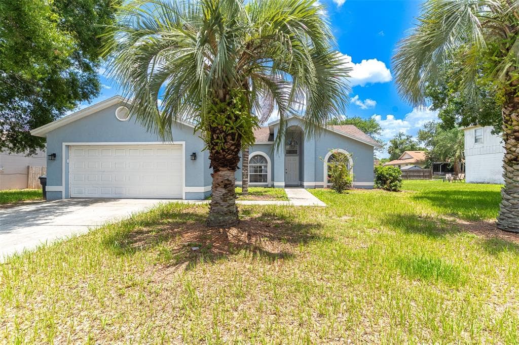 5126 MARTINIQUE DRIVE