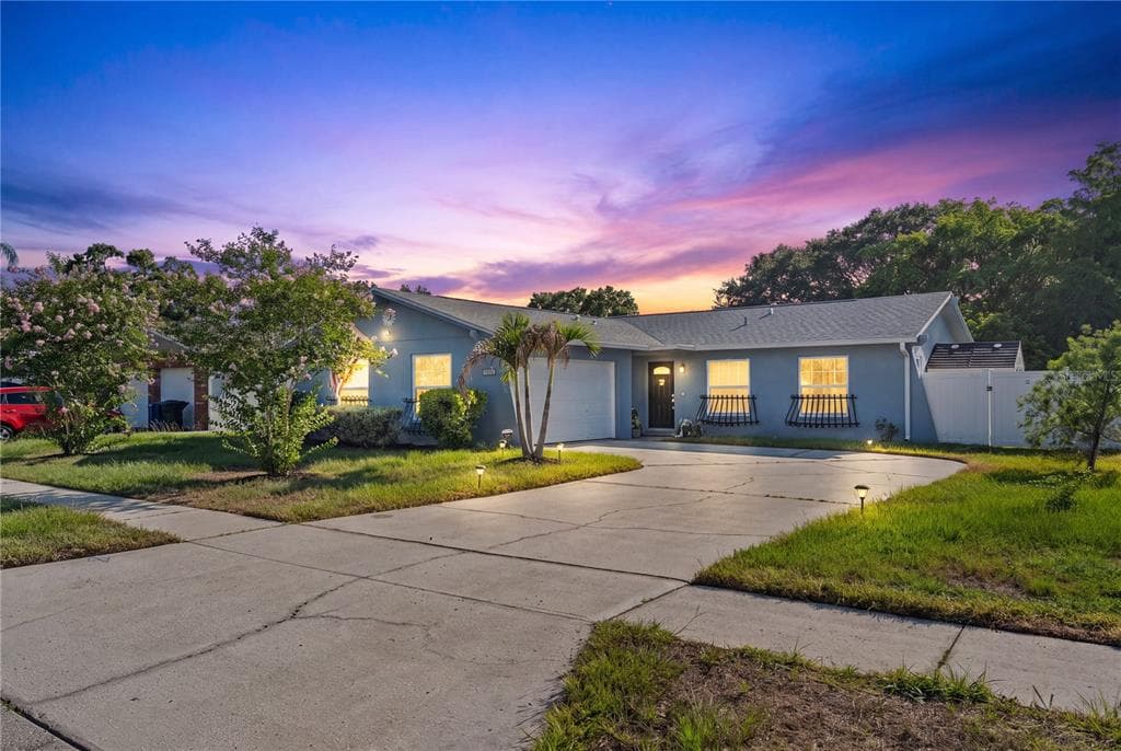 1468 SANDALWOOD DRIVE