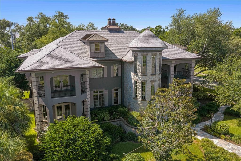 401 SNELL ISLE BOULEVARD