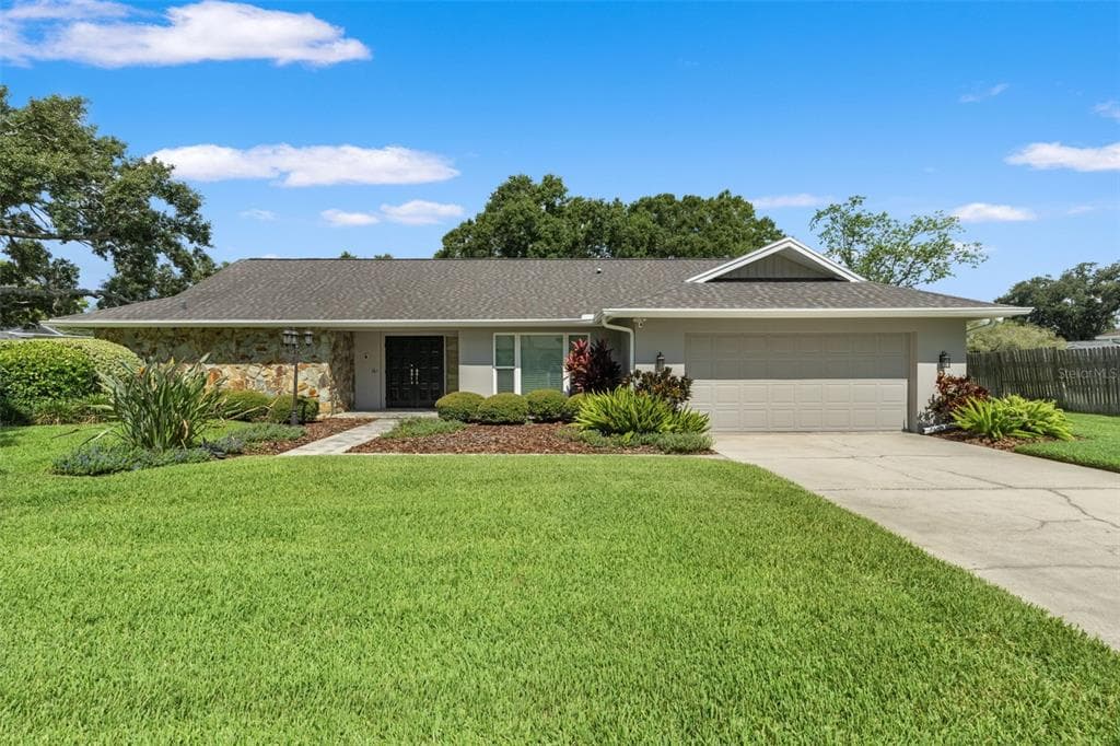 13916 MIDDLE PARK DRIVE