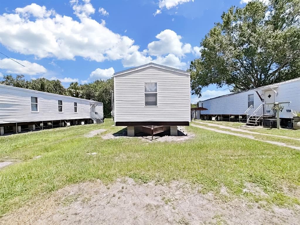 6328 EUGENE ACRES LANE