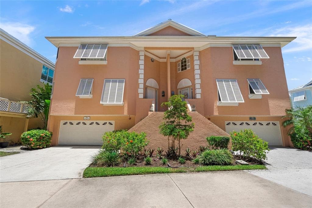 3954 HAMILTON CLUB CIRCLE