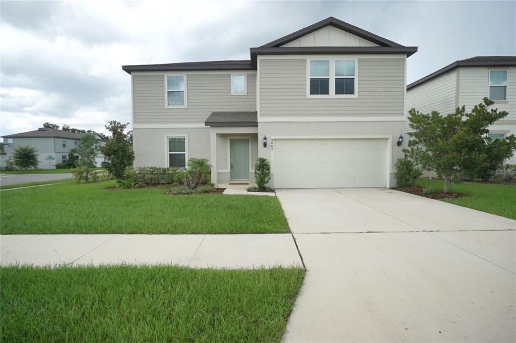 9667 SUMMERS CAY CIRCLE