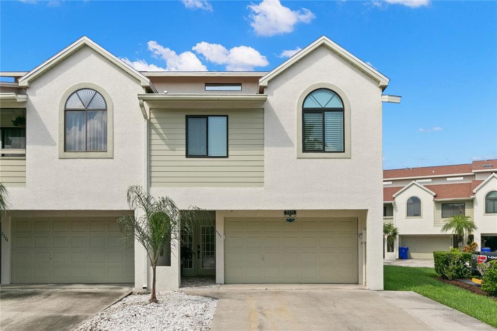 2376 HANOVER DRIVE