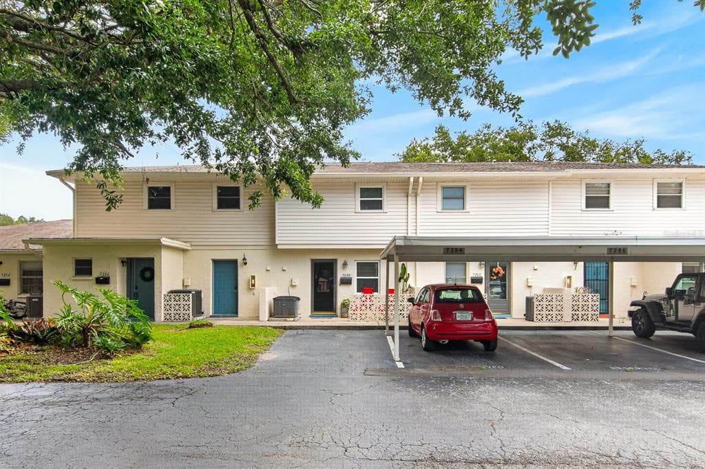 7258 MOFFATT LANE