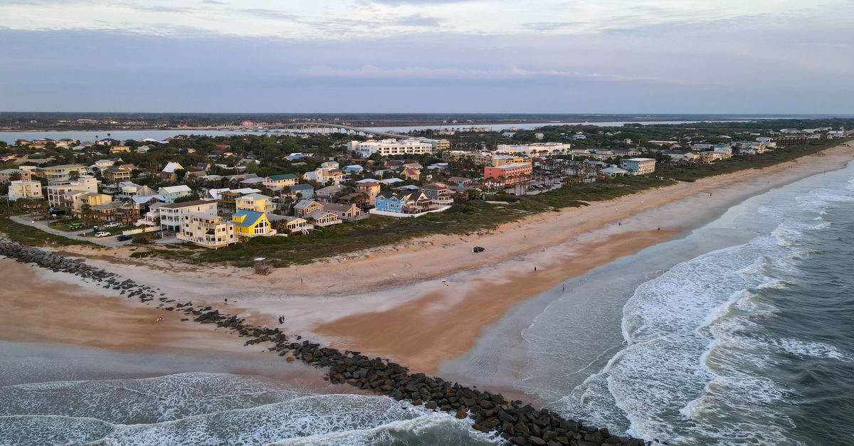 Best Neighborhoods in Holiday: Where to Live in 2026