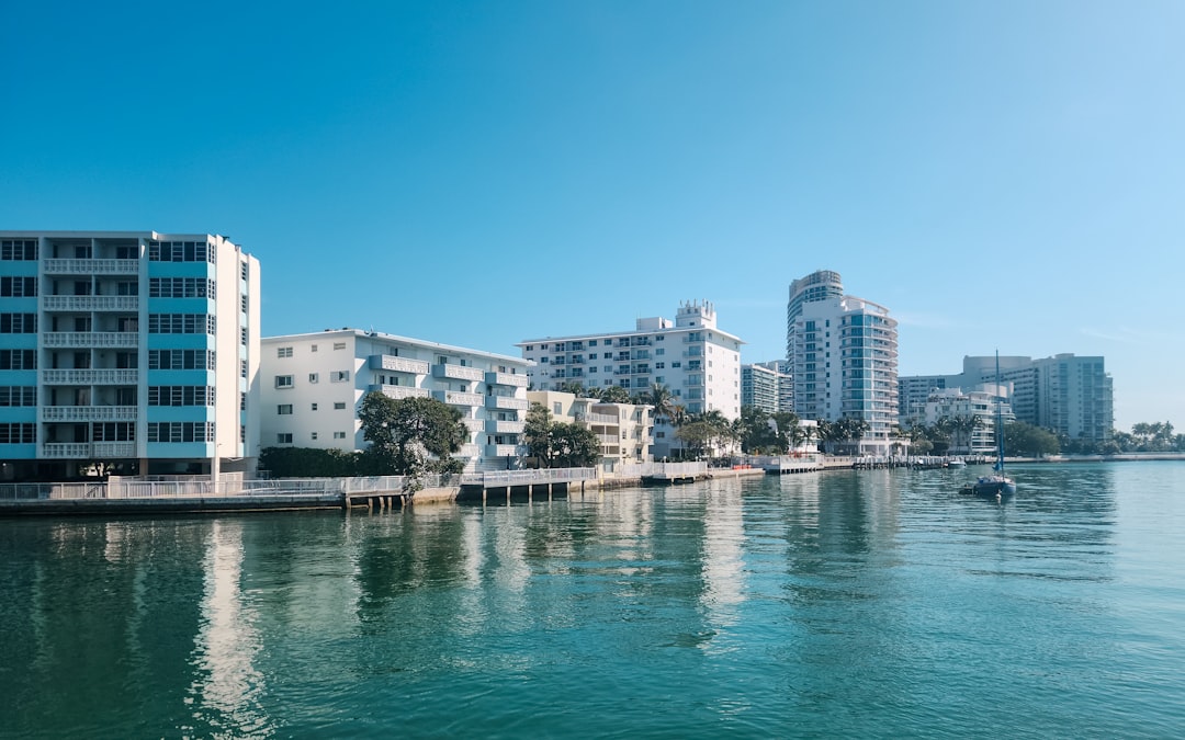 Best Neighborhoods Longboat Key