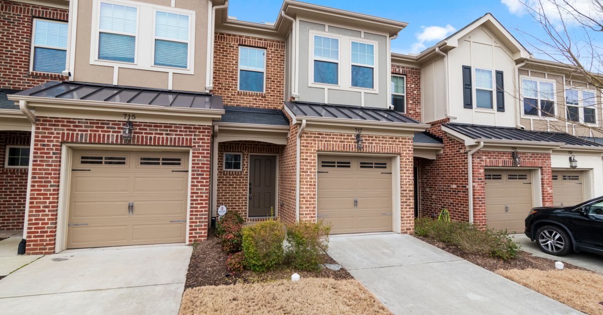 Best Neighborhoods in Seminole: Where to Live in 2026