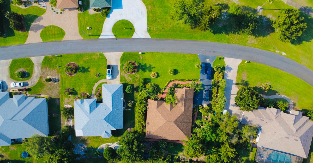 Why Barrett Henry Is the Carrollwood FL Realtor You Need in 2026