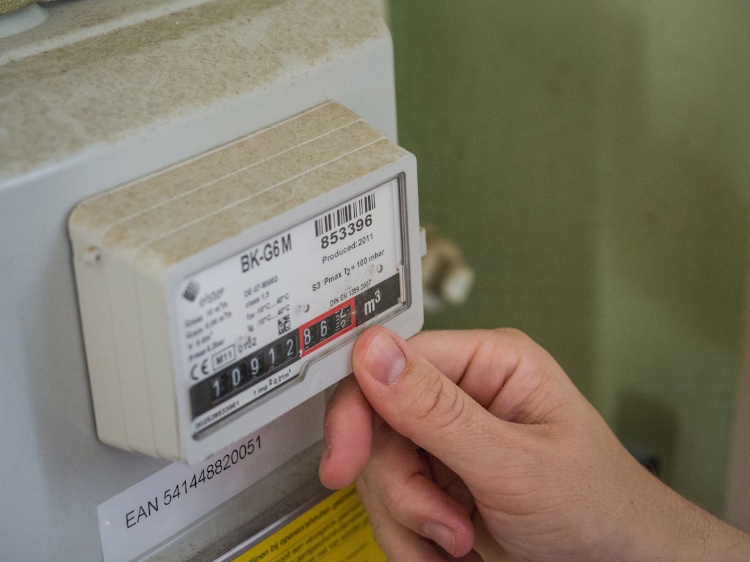 Florida Electric Bills  -  What to Expect and How to Lower Your Costs