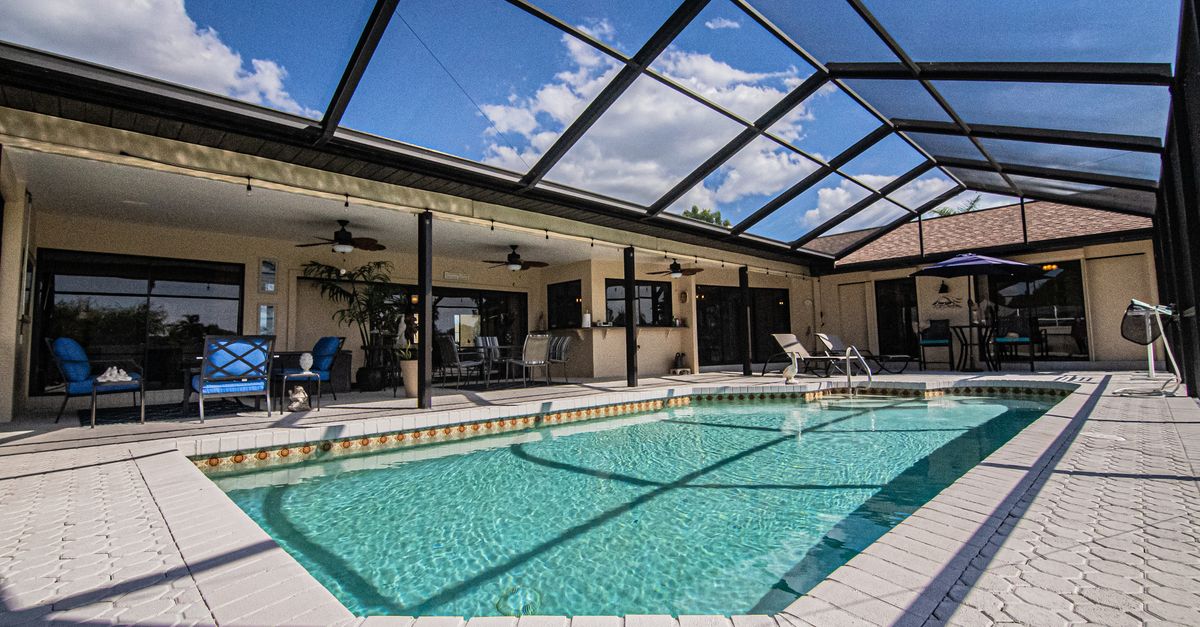 Solar Panels in Florida  -  Costs, Savings, and What Homeowners Need to Know