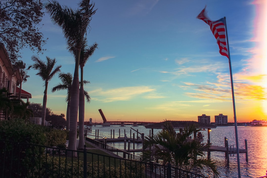Waterfront Homes in Lakeland FL