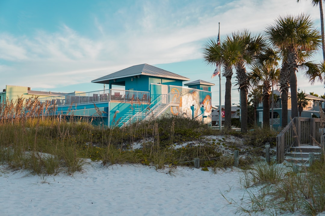 New Construction Homes in Bradenton Beach: Builders, Communities, and What to Know