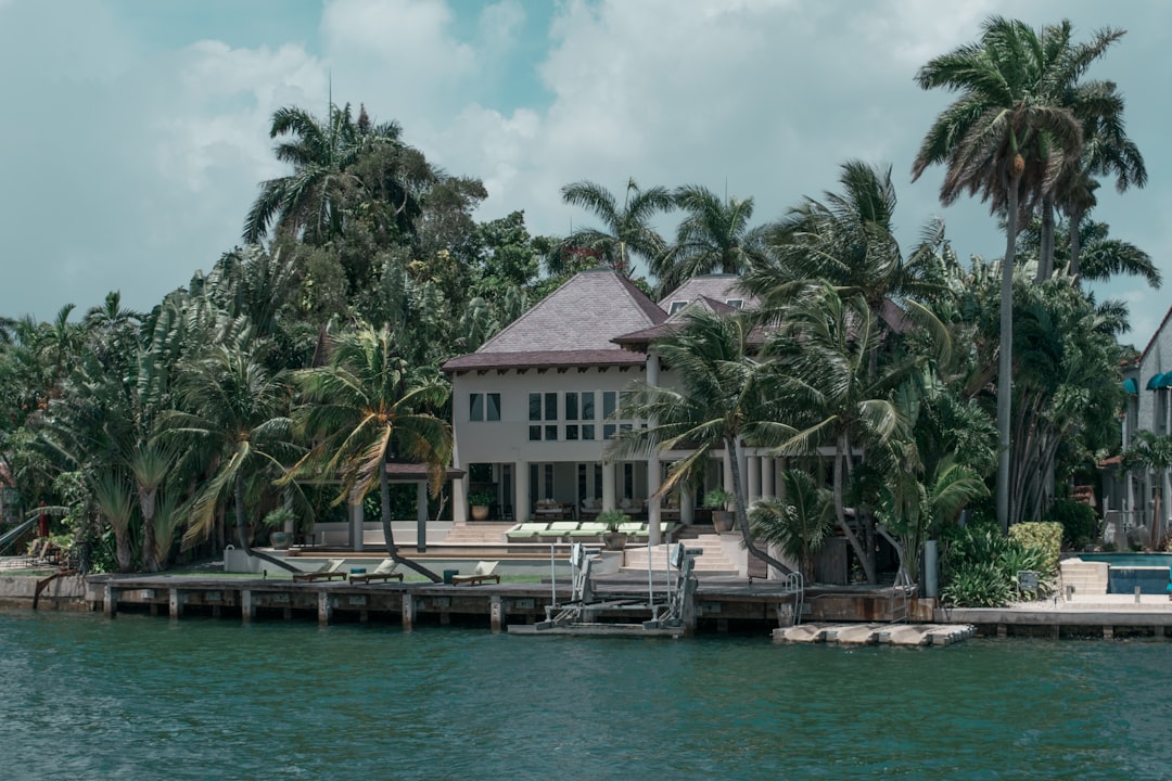 Waterfront Homes in Redington Shores FL