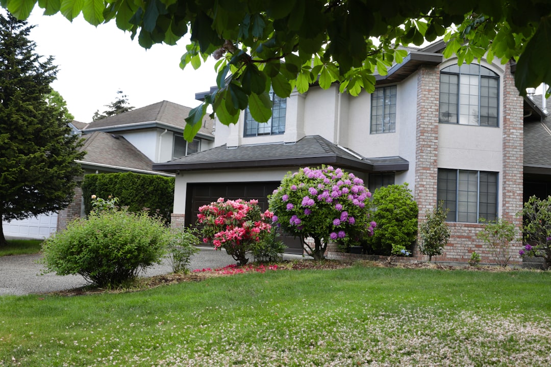 Move-Up Homes in Valrico FL: $400K to $750K Neighborhoods 2026