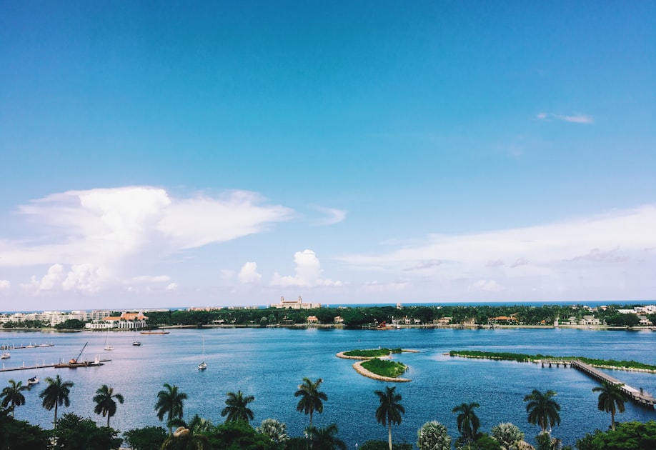 Waterfront Homes in Dade City: Pricing, Flood Zones, and Tips