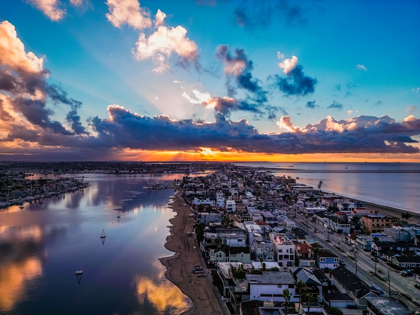 Waterfront Homes in Plant City: Pricing, Flood Zones, and Tips
